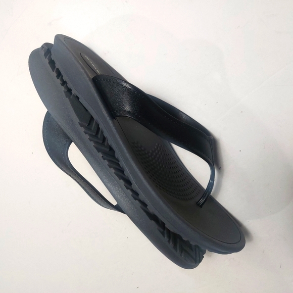 Black and Gray Flip Flops Size XL - Picture 10 of 10